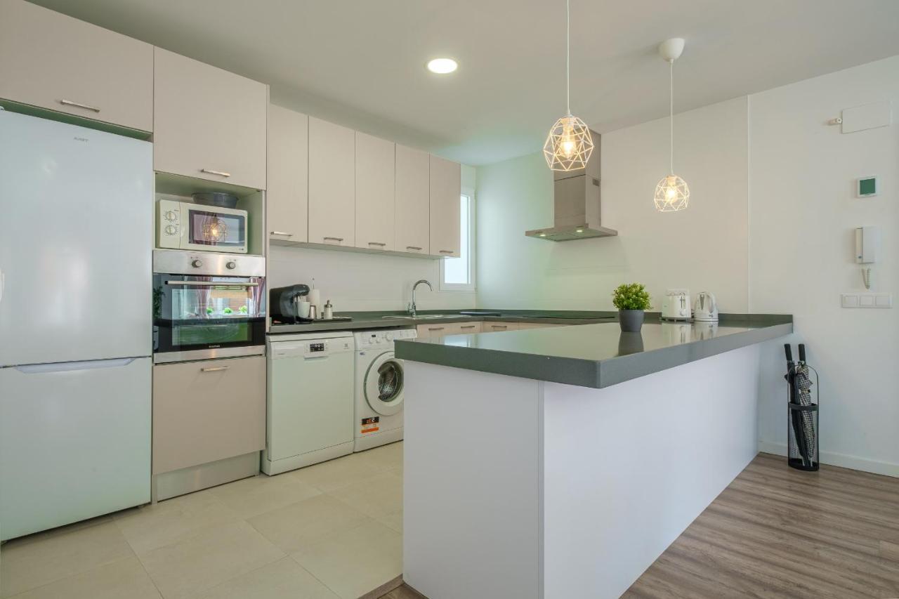 Modern, Stylish & Comfortable Apartment バレンシア エクステリア 写真