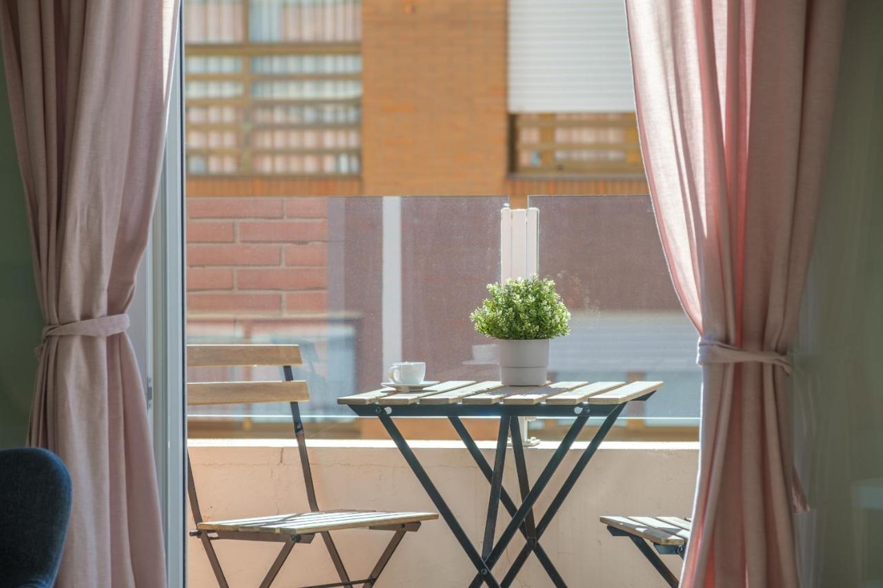 Modern, Stylish & Comfortable Apartment バレンシア エクステリア 写真